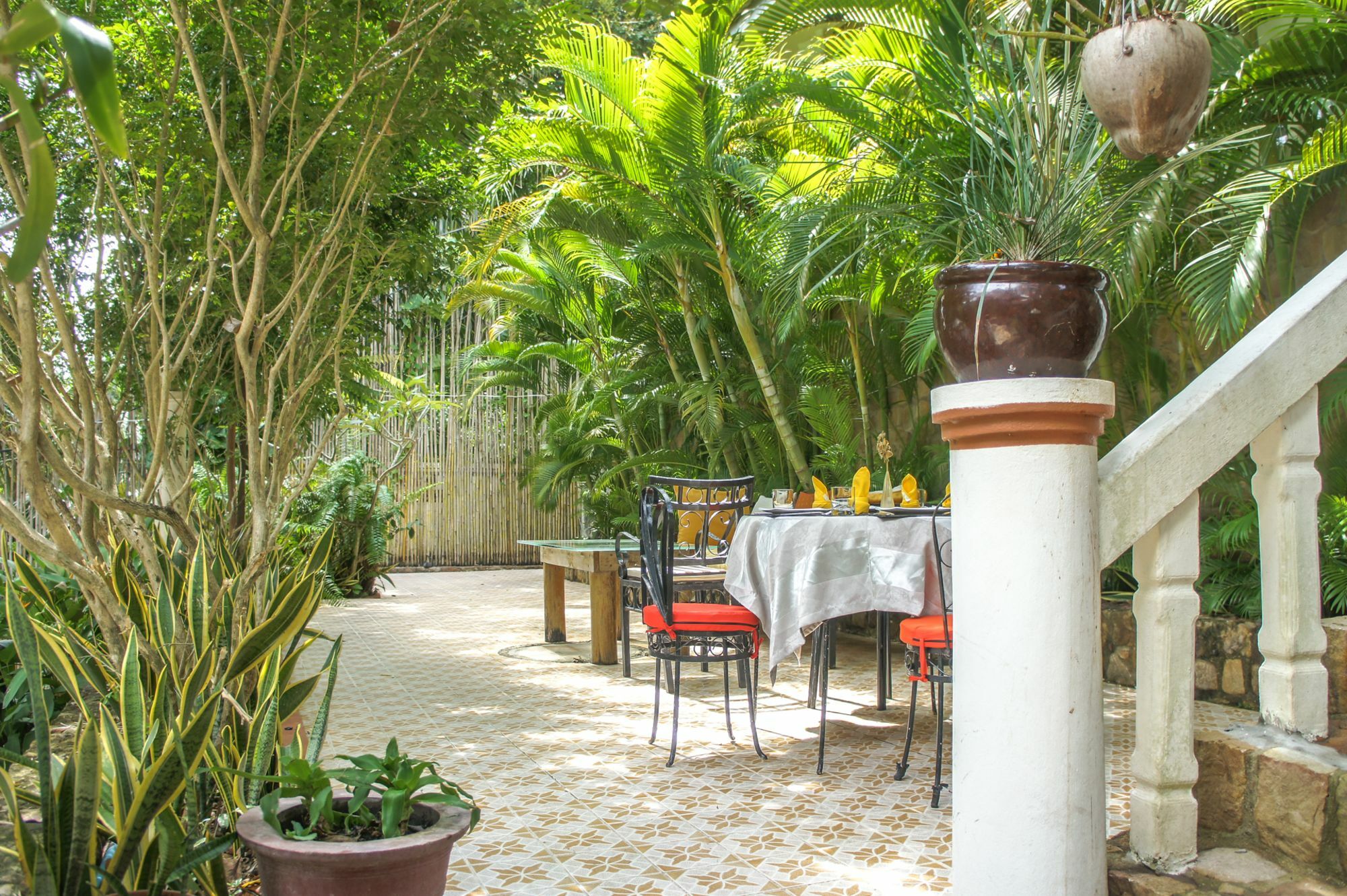 Tropical Hill Kep Cambodia Hotell Eksteriør bilde